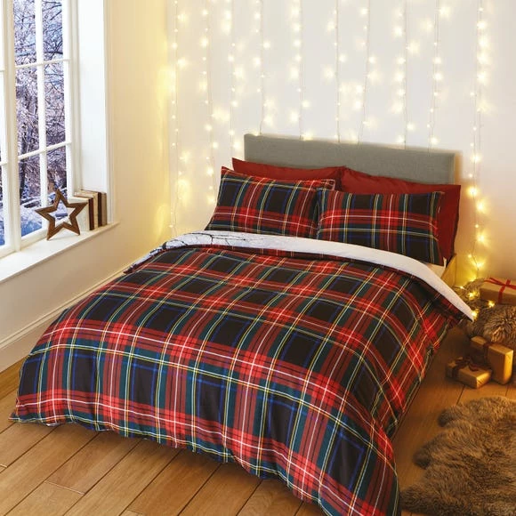 Outlet 🔥 Catherine Lansfield Catherine Lansfield Merry Christmoo Duvet Cover and Pillowcase Set 👏 - Image 2