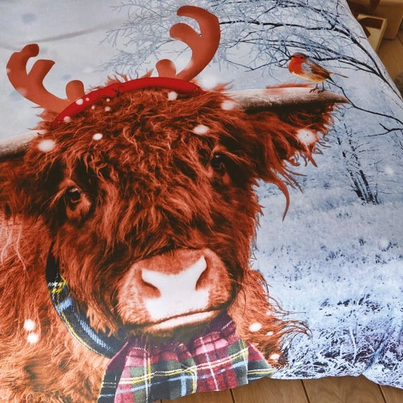 Outlet 🔥 Catherine Lansfield Catherine Lansfield Merry Christmoo Duvet Cover and Pillowcase Set 👏 - Image 4