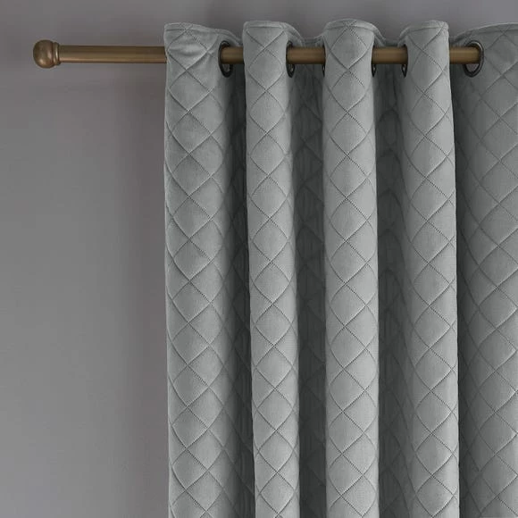 Best Pirce π₯° Catherine Lansfield Catherine Lansfield So Soft Luxe Velvet Silver Thermal Eyelet Curtains β