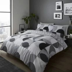 Brand new 😀 Catherine Lansfield Catherine Lansfield Sirkel Geo Monochrome Duvet Cover and Pillowcase Set 🎉