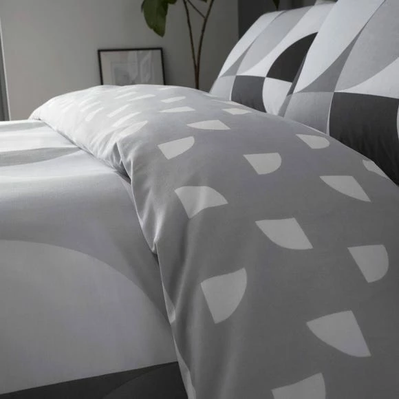 Brand new 😀 Catherine Lansfield Catherine Lansfield Sirkel Geo Monochrome Duvet Cover and Pillowcase Set 🎉 - Image 3